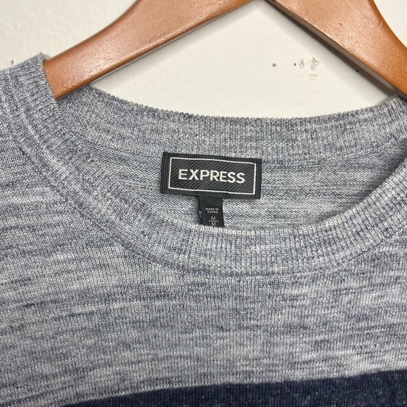NWT Express Mens Crew Neck Striped Knit Sweater Top Grey Navy Blue - Picture 5 of 11